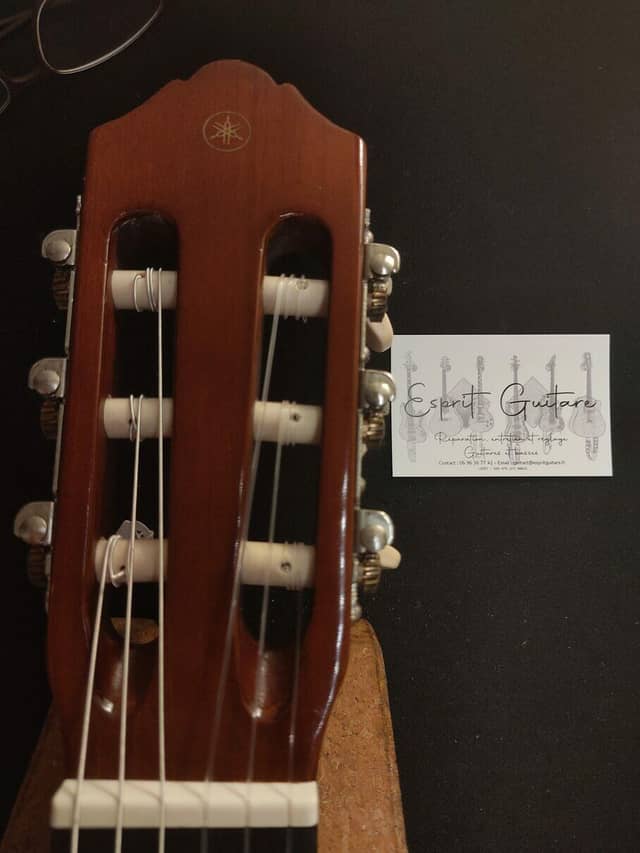 Yamaha C40 Guitar