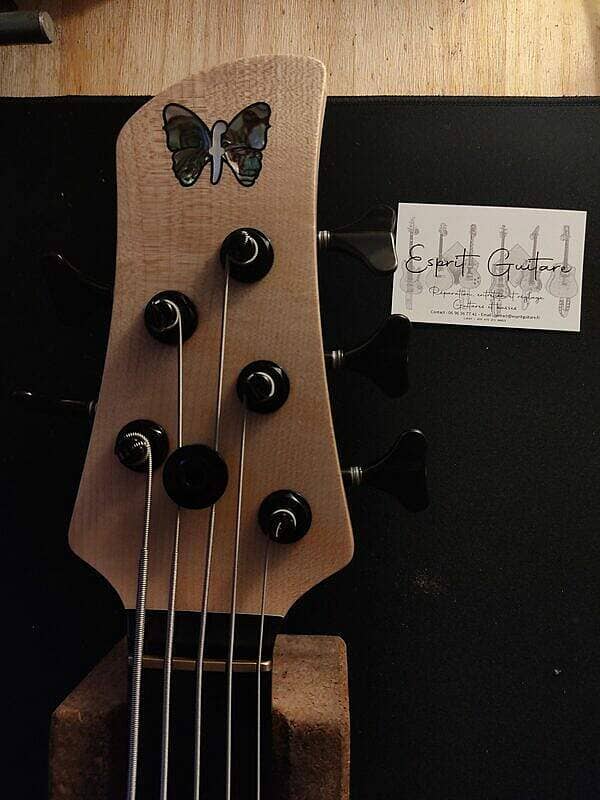 Fodera YY5S Bass