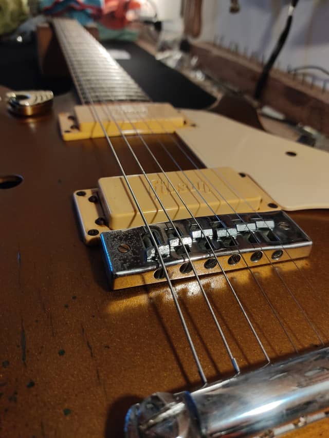 Gibson Les Paul Signature Guitar