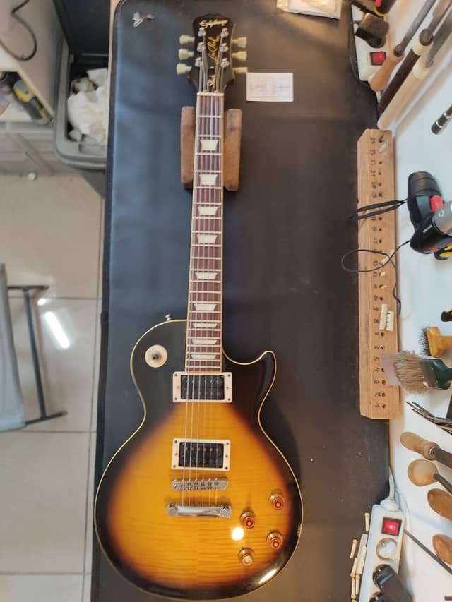 Epiphone Les Paul Slash Edition Guitar