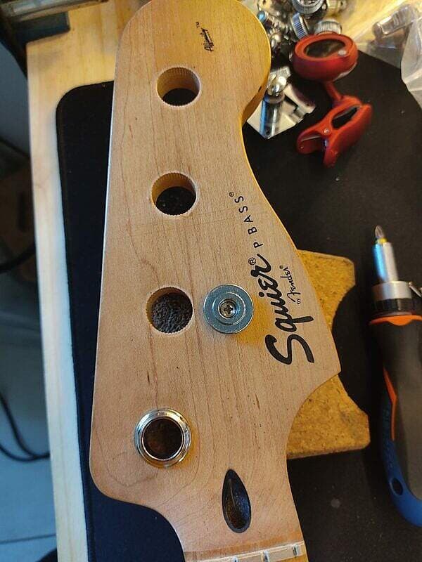 Basse Squier Precision Bass
