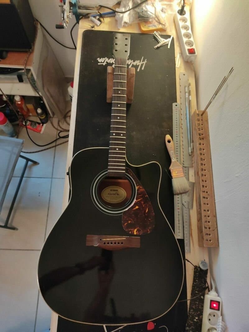 Yamaha FX370C