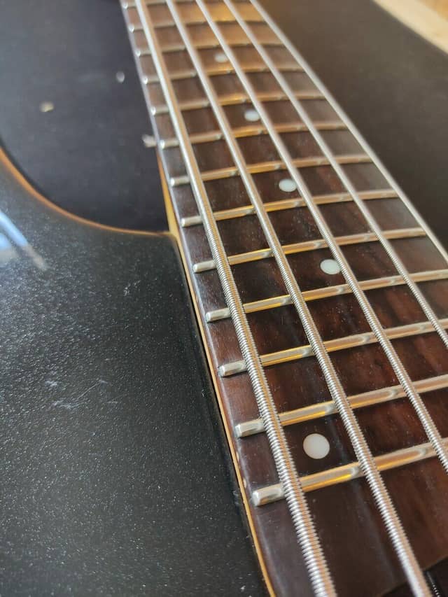 Ibanez SR305 Bass