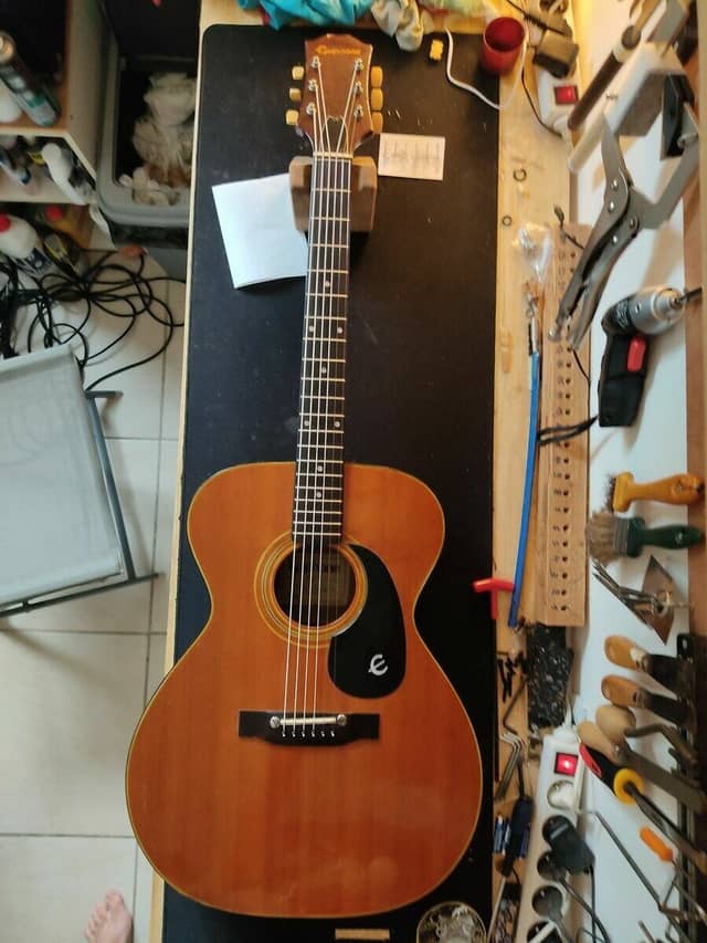 Epiphone FT-120 guitar from 1968