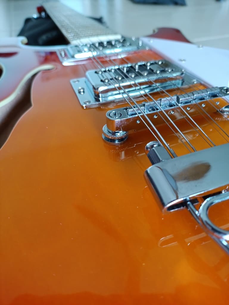 Esprit Guitare - Harley Benton RB-612CS Classic Series