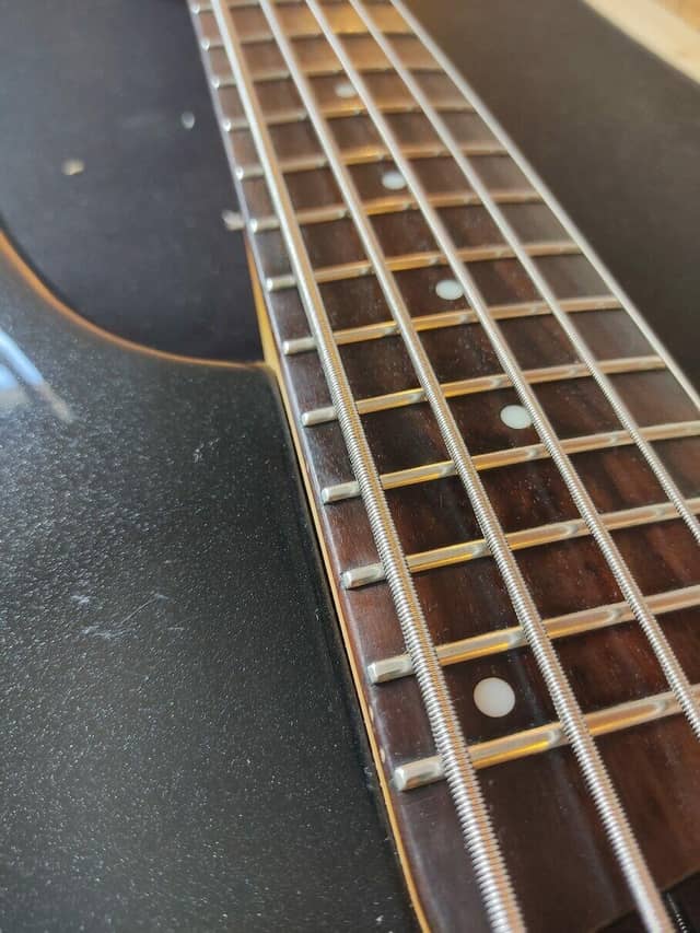 Basse Ibanez SR305