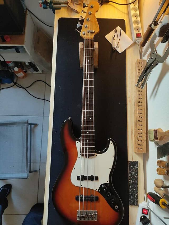 Fender JazzBass US