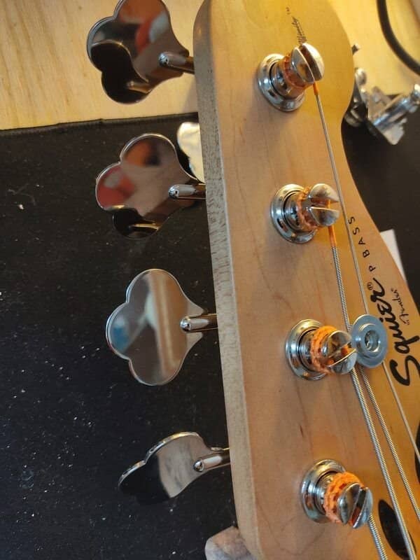 Basse Squier Precision Bass