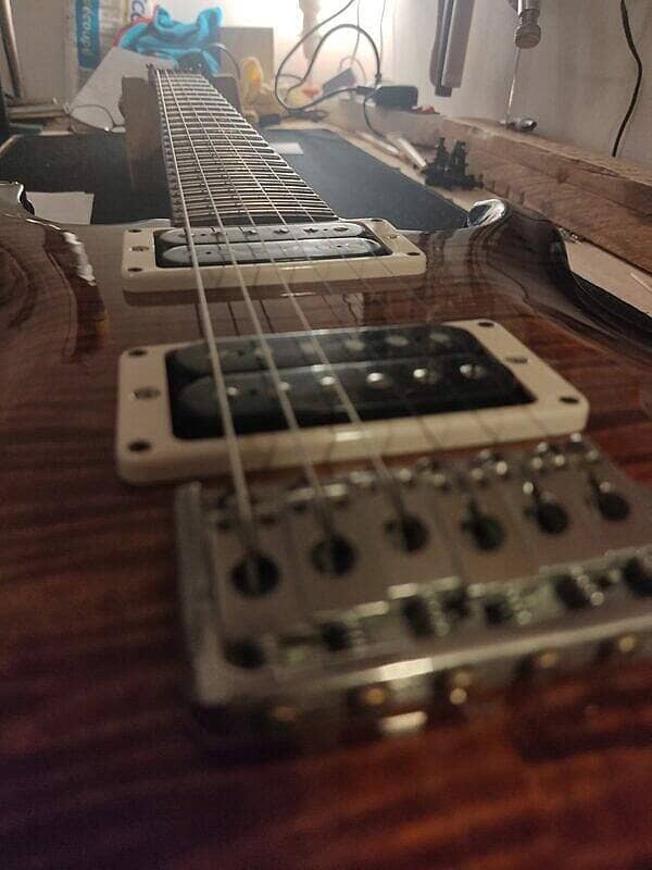 Guitare PRS Custom 24