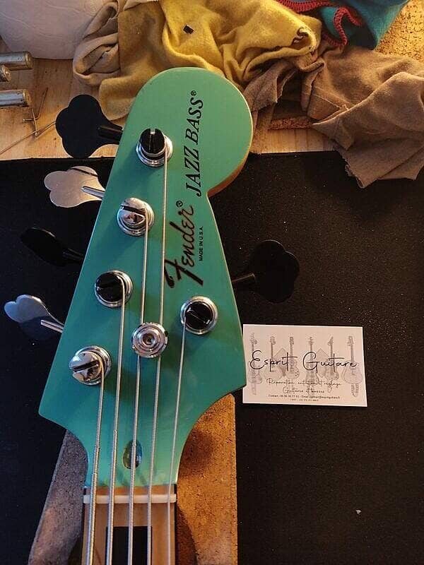Basse Fender Jazz Bass