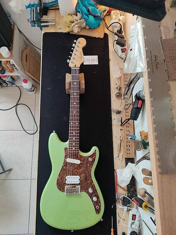 Guitare Fender Duo Sonic