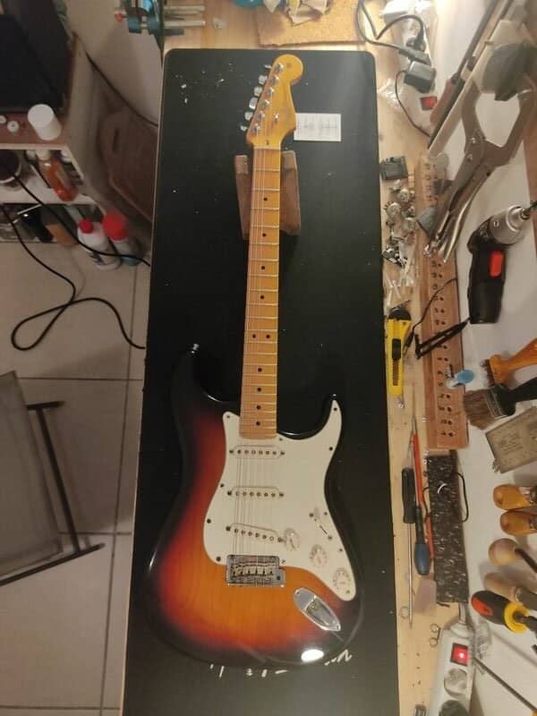 Guitare Fender Stratocaster