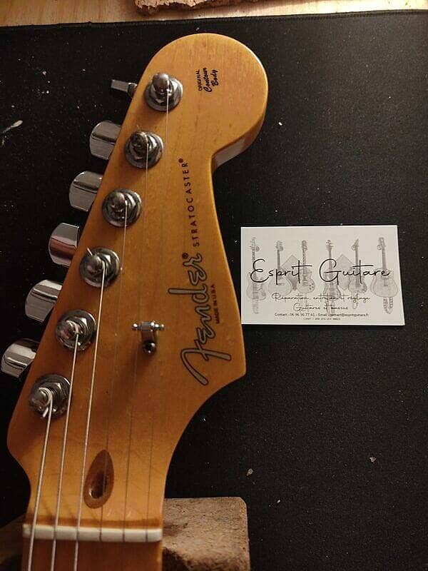 Guitare Fender Stratocaster