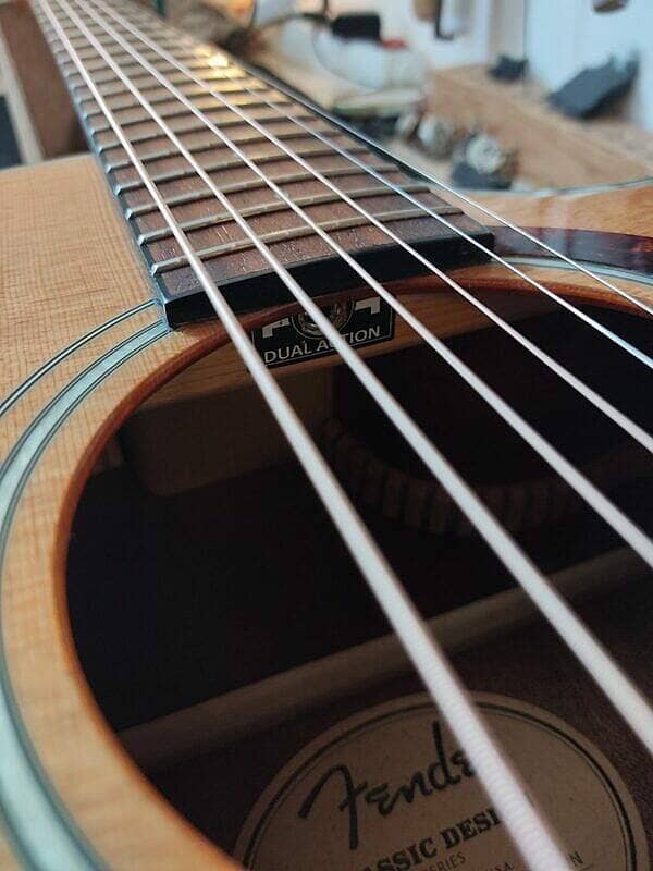 Guitare Fender CD140