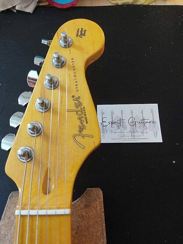 Guitare Fender Stratocaster Custom