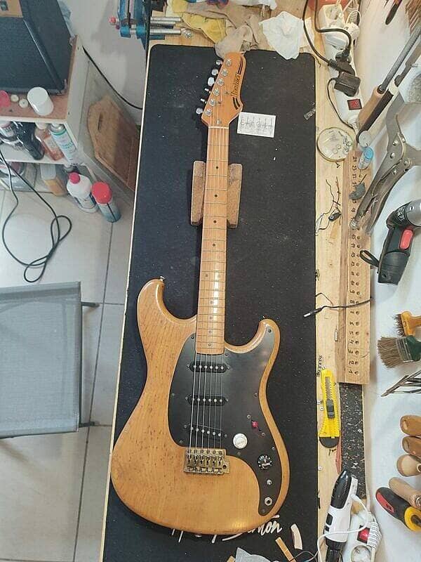 Guitare Ibanez Blazer Série