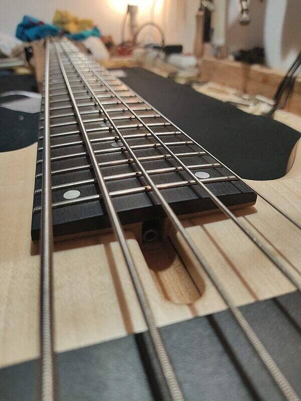 Basse Fodera YY5S