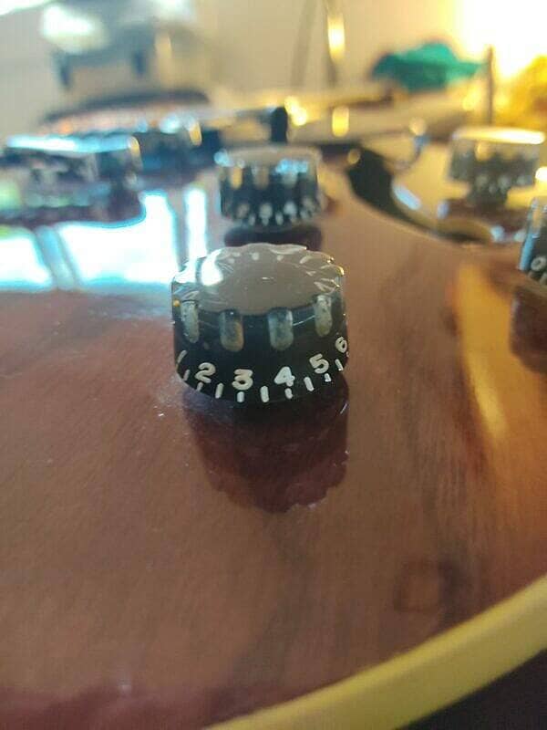 Guitare Westone Rainbow I le retour