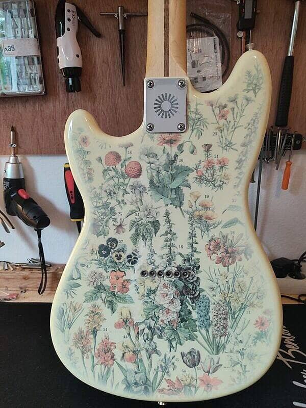 Guitare Fender Shawn Mendes Foundation MusicMaster