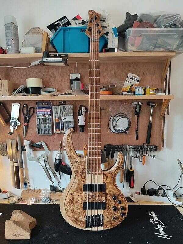Basse Ibanez BTB 845V