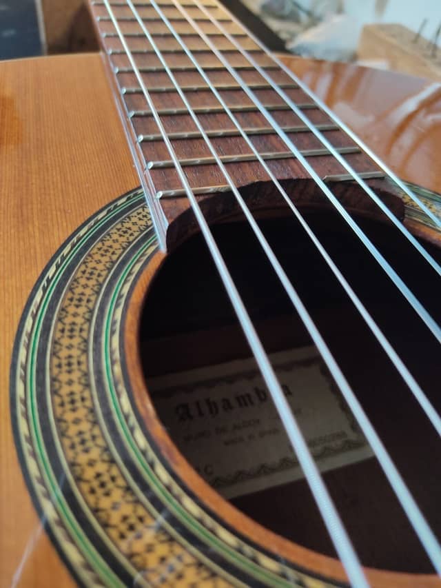 Guitare Alhambra