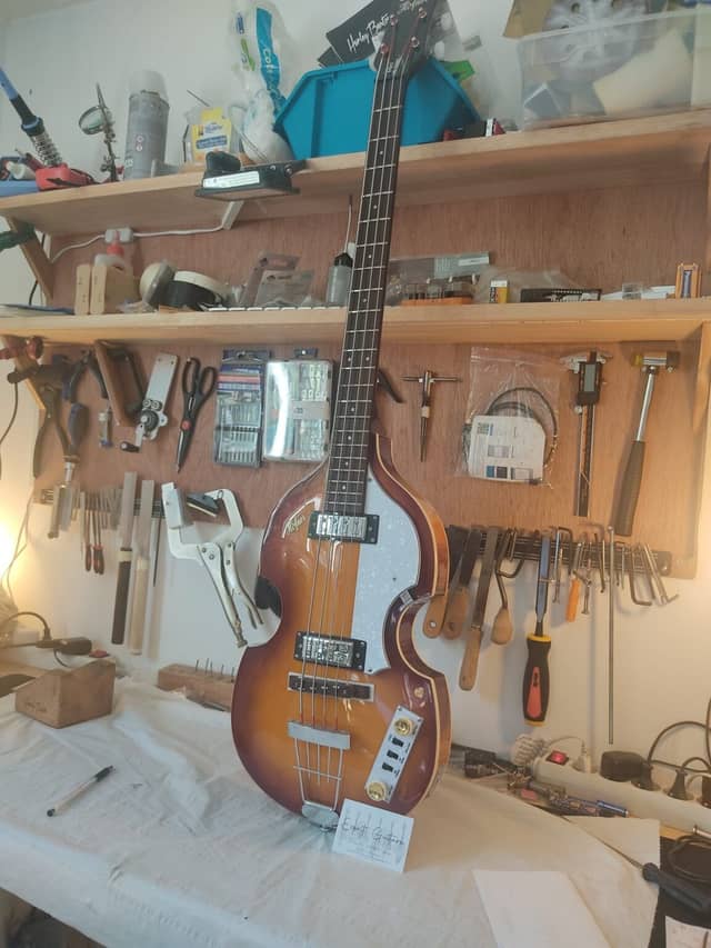 Basse Hofner Violin