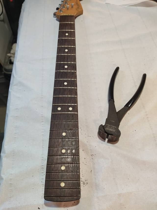 Remplacement des frettes chez Esprit Guitare