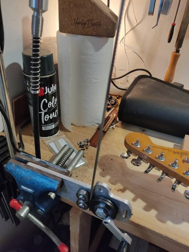 Remplacement des frettes chez Esprit Guitare