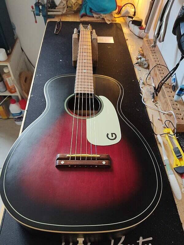 Guitare Gretsch G9500