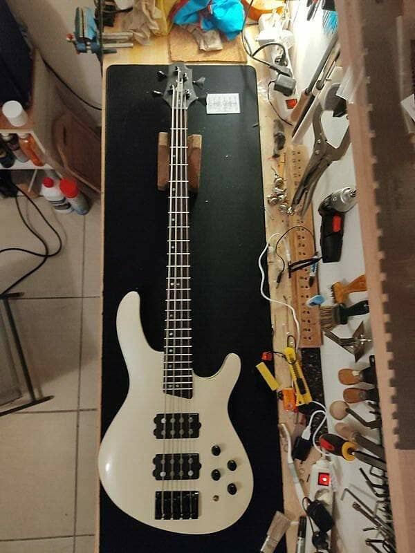Basse Cort C4H