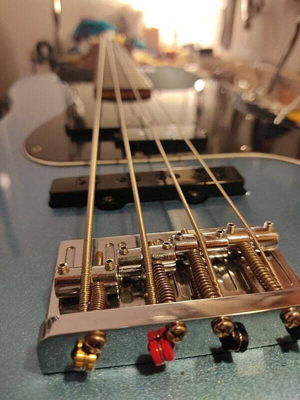Basse Squier Precision Bass