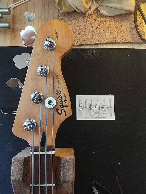 Basse Squier Jazz Bass