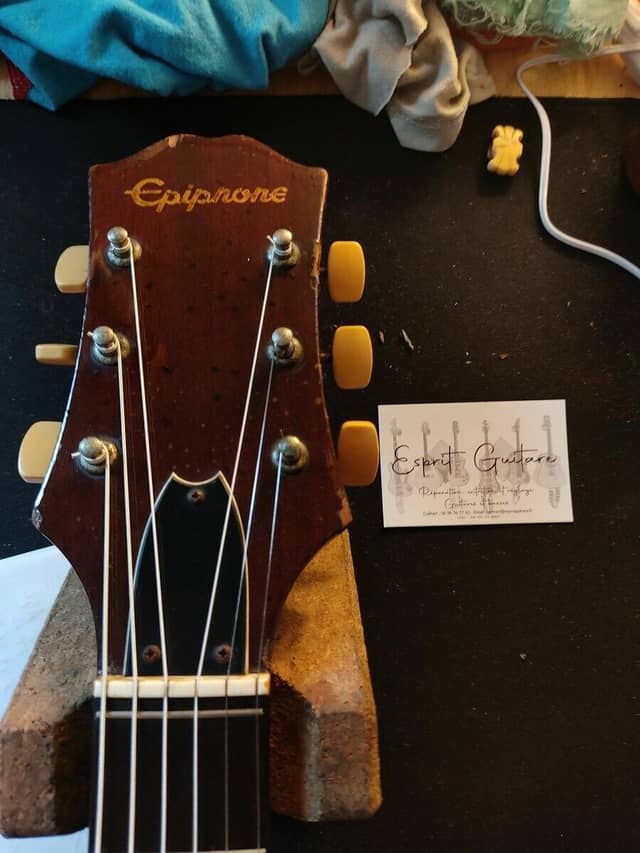 Guitare Epiphone FT-120 de 1968