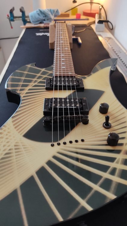 Guitare BC Rich MockingBird 3 Guitare BC Rich MockingBird
