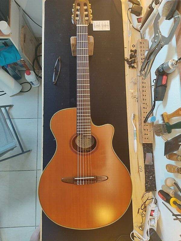Guitare Yamaha APX-7CN