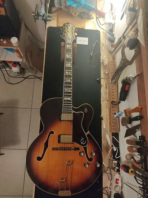 Guitare Epiphone Broadway AS 2 Guitare Epiphone Broadway