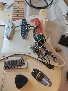 Guitare Fender Stratocaster US 18 Guitare Fender Stratocaster US