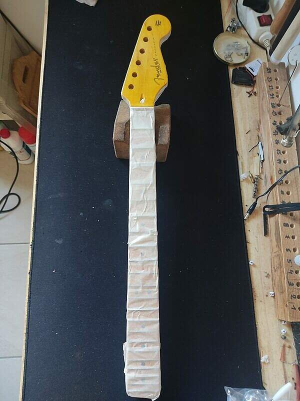 Guitare Fender Stratocaster Custom