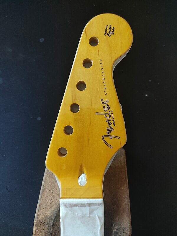 Guitare Fender Stratocaster Custom