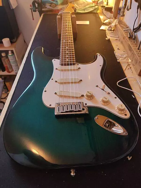 Guitare Fender Stratocaster Plus US 2 Guitare Fender Stratocaster Plus US