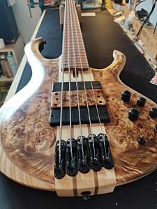 Basse Ibanez BTB 845V