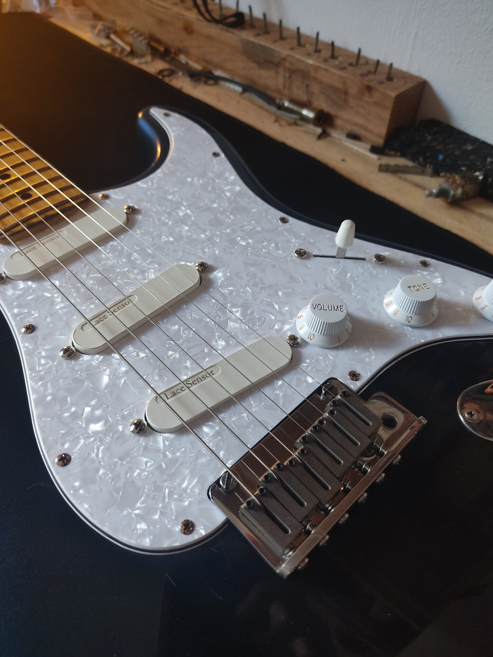 Rénovation d'une Fender Stratocaster US 13 Guitare Fender Stratocaster US