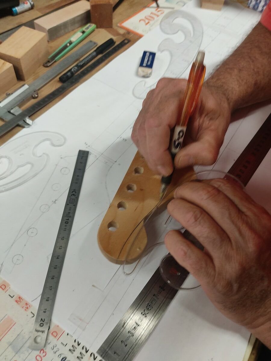 Collaboration Esprit Guitare / Pipiri Guitars