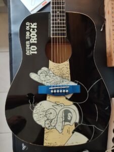 Guitare "The Simpsons" !! 18 Guitare "The Simpsons"